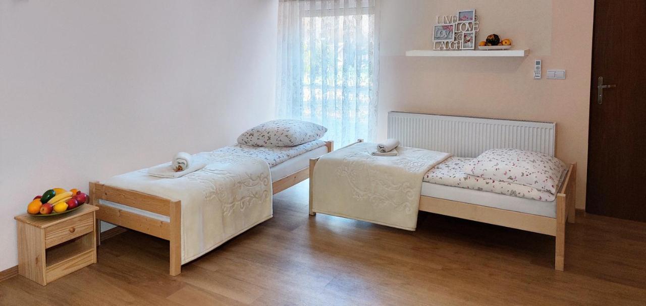 Apartamenty Gorki Male Tuszyn Extérieur photo