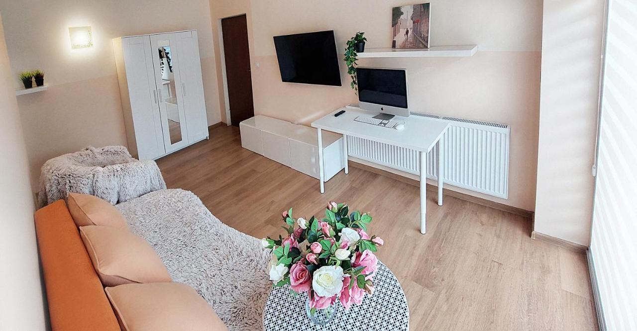 Apartamenty Gorki Male Tuszyn Extérieur photo